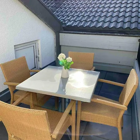 # 1 Ommi Kese Penthouse Mit Privater Panorama Sauna
